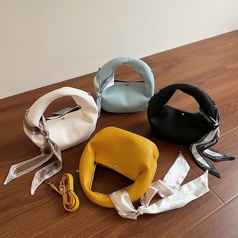 Stylish Bucket bag, solid color top clutch bag, simple and versatile commute Handbag Soft Leather Shoulder Crossbody Bag Brand
Stylish Bucket bag, solid color top clutch bag, simple and versatile commute Handbag Soft Leather Shoulder Crossbody Bag Brand