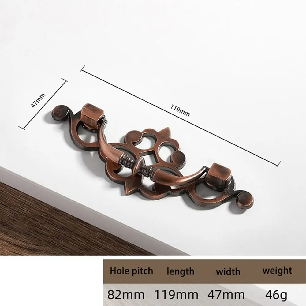 Zinc Alloy European Carving Classical Retro Old-fashioned Furniture Handle for Kitchen Cupboard Drawer Handle Cabinet Handle 
Zinc Alloy European Carving Classical Retro Old-fashioned Furniture Handle for Kitchen Cupboard Drawer Handle Cabinet Handle