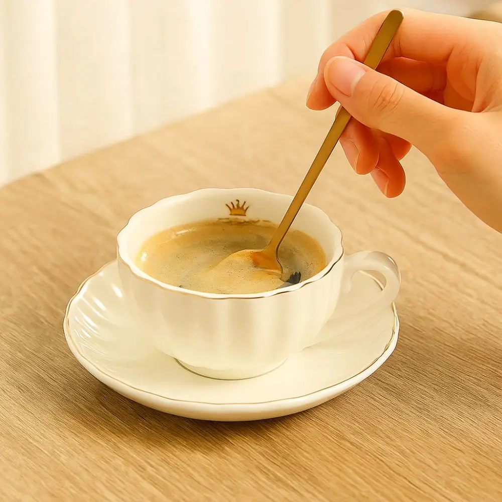 Couple Cups Ceramic Pumpkin Coffee Cup Gold Trim Light Luxury Tea Cups Elegant European Style Afternoon Tea Set Wedding
Couple Cups Ceramic Pumpkin Coffee Cup Gold Trim Light Luxury Tea Cups Elegant European Style Afternoon Tea Set Wedding