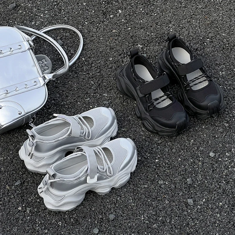 Весна-Осень 2026, сетчатые женские кроссовки на платформе, повседневная спортивная обувь, повседневная дышащая однотонная удлиняющая женская теннисная обувь
Весна-Осень 2026, сетчатые женские кроссовки на платформе, повседневная спортивная обувь, повседневная дышащая однотонная удлиняющая женская теннисная обувь