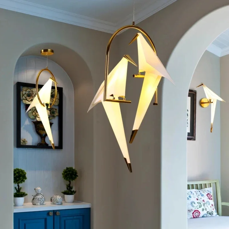 Modern Creative Led Paper Bird Pendant Lights Crane Birds Hanging Lamp Dining Room Bedroom Home Decor Nordic Designer Chandelier
Modern Creative Led Paper Bird Pendant Lights Crane Birds Hanging Lamp Dining Room Bedroom Home Decor Nordic Designer Chandelier