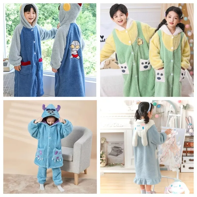 2025 Kawaii Sanrio Kuromi Cardigan Robe Fuzzy Cinnamoroll Anime Children ultraman Pajamas Capes Cloaks Hooded Ponchos Kids Gift
2025 Kawaii Sanrio Kuromi Cardigan Robe Fuzzy Cinnamoroll Anime Children ultraman Pajamas Capes Cloaks Hooded Ponchos Kids Gift
