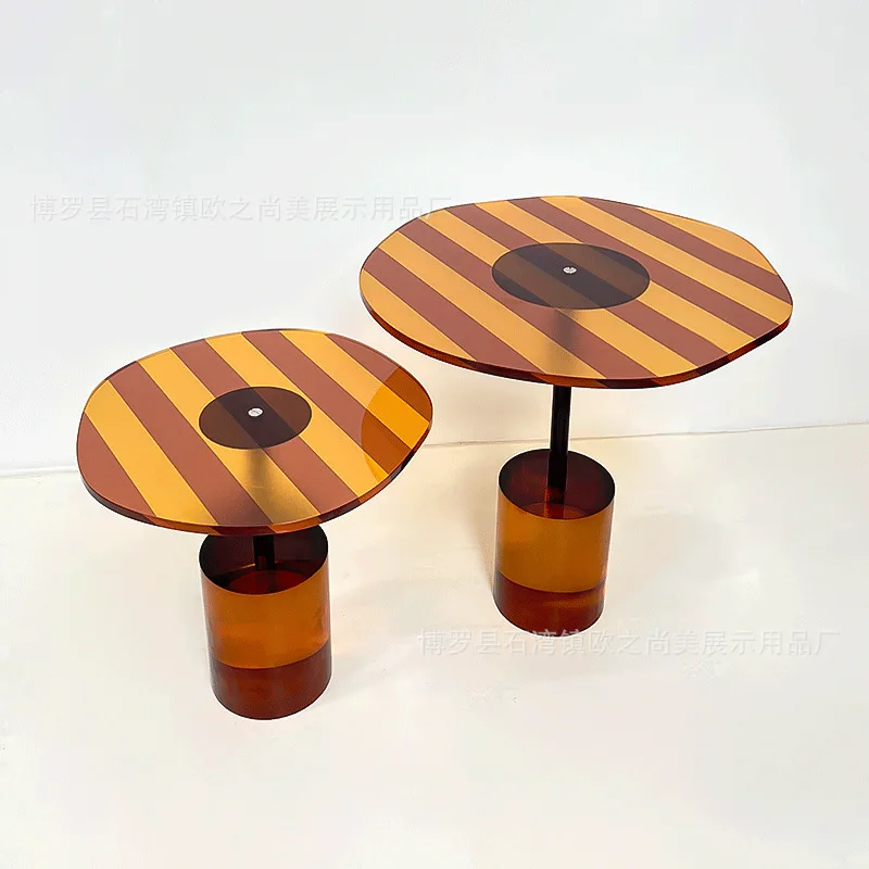Light luxury amber coffee table designer sofa side table living room household small table high and low size combination coffee
Light luxury amber coffee table designer sofa side table living room household small table high and low size combination coffee