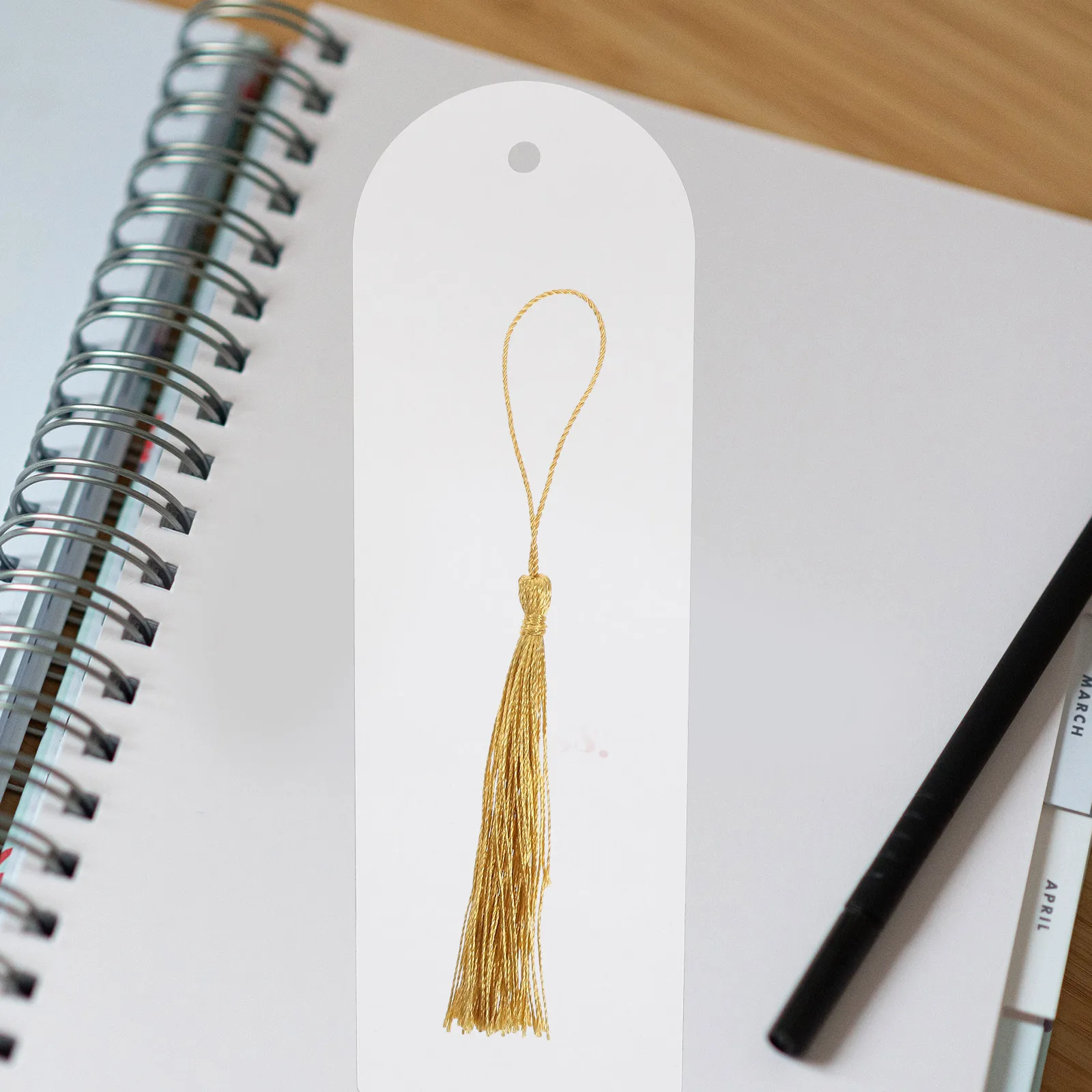 1 set Acrylic Bookmark Blank Creative DIY Clear Tassel Colorful Page Marker Gift Idea Student Supplies Reading Tool
1 set Acrylic Bookmark Blank Creative DIY Clear Tassel Colorful Page Marker Gift Idea Student Supplies Reading Tool