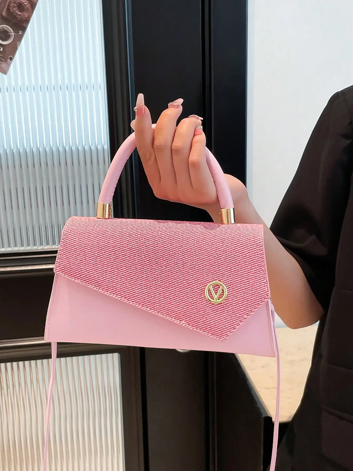 Fashionable Handbag For Women, New Vintage Versatile Saddle Bag, Crossbody Shoulder Bag, Quality Shoulder Purse
Fashionable Handbag For Women, New Vintage Versatile Saddle Bag, Crossbody Shoulder Bag, Quality Shoulder Purse