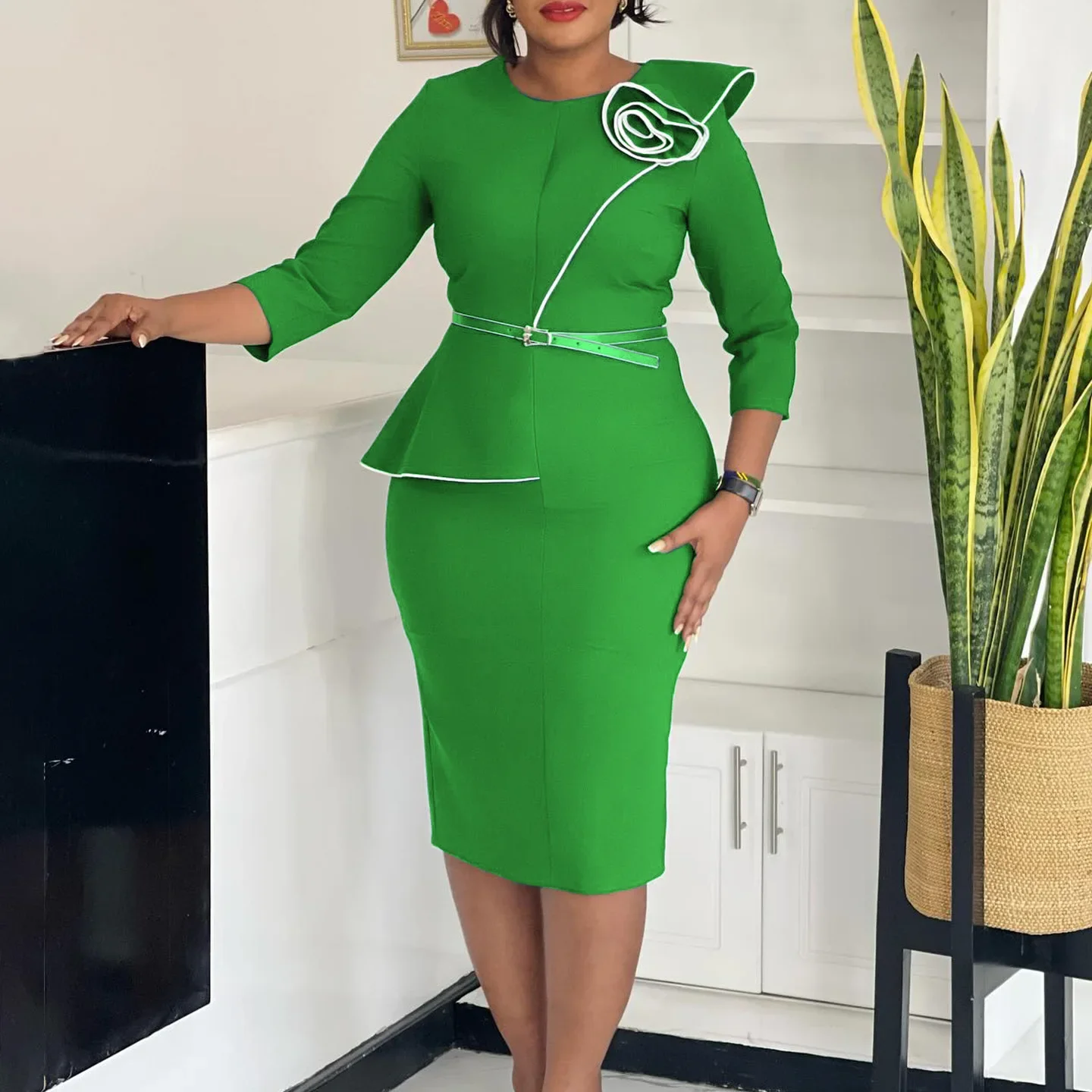Women Fashion 3D Flower Elegant O-neck Long Sleeve Midi Dress 2025 OL Work Belt Streetwear Africa Party Club Dresses Vestidos
Women Fashion 3D Flower Elegant O-neck Long Sleeve Midi Dress 2025 OL Work Belt Streetwear Africa Party Club Dresses Vestidos