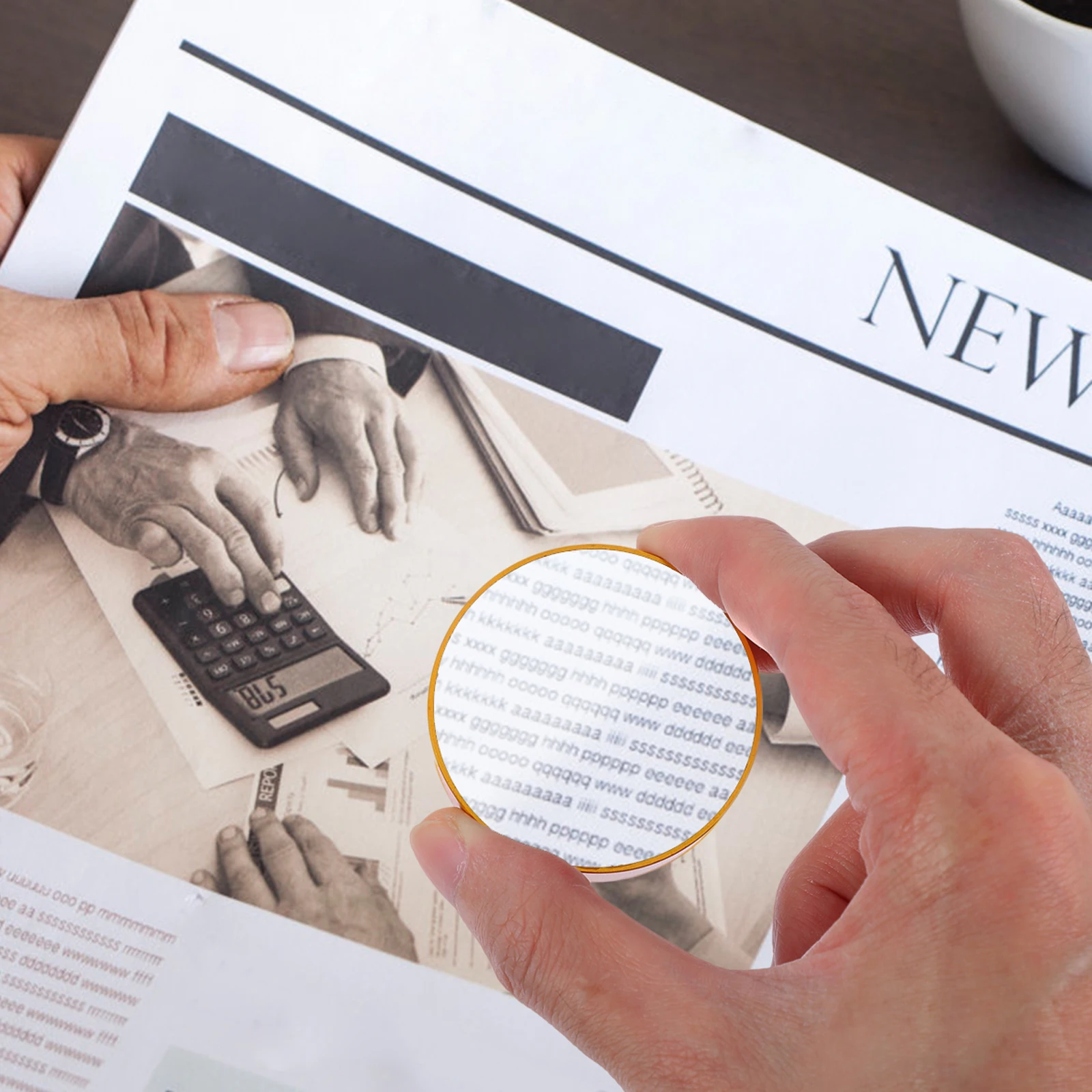 Round Magnifying Glass Tool Reading Magnifier Useful Paperweight Durable Material Elder Practical Sturdy Simple Appearance
Round Magnifying Glass Tool Reading Magnifier Useful Paperweight Durable Material Elder Practical Sturdy Simple Appearance