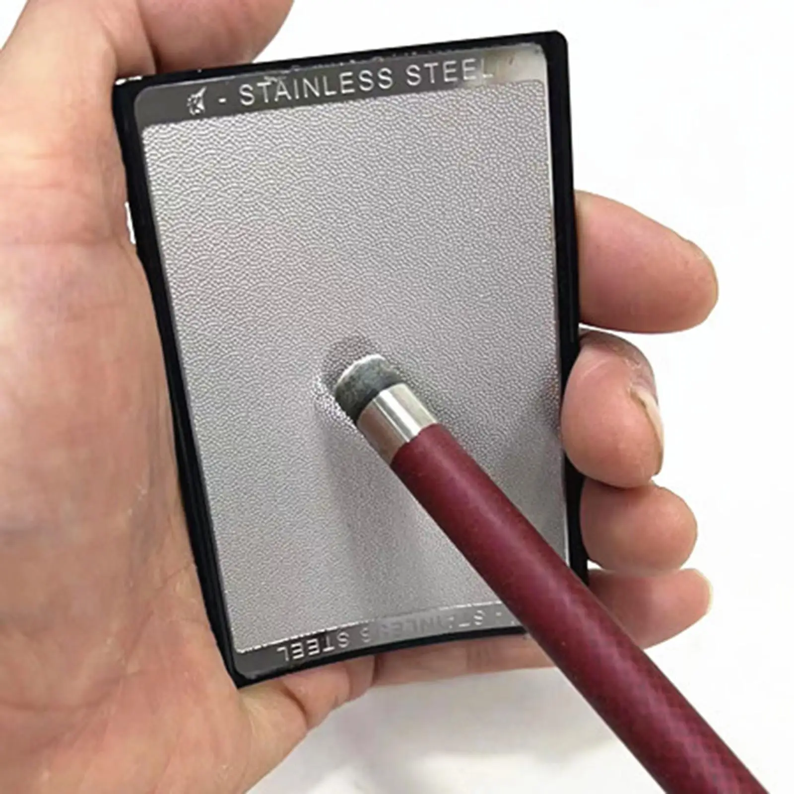 Инструмент для ремонта наконечников кия для эффективного и быстрой ремонта наконечника кия, полировщик, аксессуары для бильярдного кия, формирователь наконечника для снукерного кия 
Инструмент для ремонта наконечников кия для эффективного и быстрой ремонта наконечника кия, полировщик, аксессуары для бильярдного кия, формирователь наконечника для снукерного кия