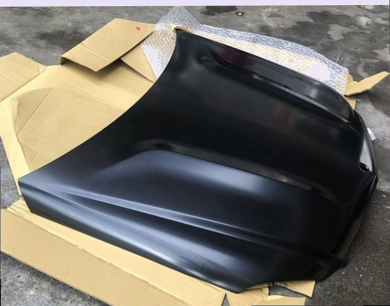 Engine Hood Bonnet Car Cover for C CLASS W204 2011-2013
Engine Hood Bonnet Car Cover for C CLASS W204 2011-2013