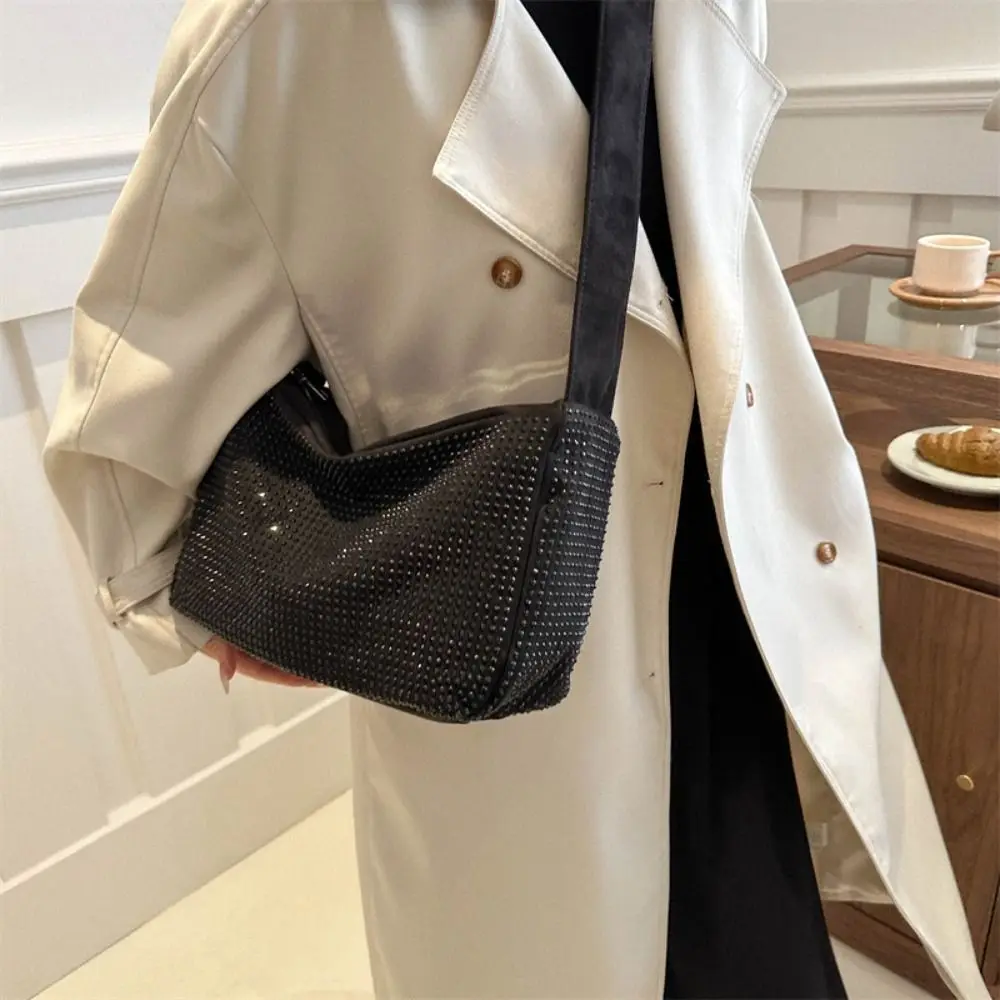 Elegant Diamond Shoulder Bag Luxury Large Capacity Shiny Dinner Bag Rhinestone Strap Adjustable Sparkly Evening Bag Party
Elegant Diamond Shoulder Bag Luxury Large Capacity Shiny Dinner Bag Rhinestone Strap Adjustable Sparkly Evening Bag Party