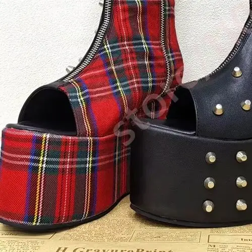 Open Toe Side Zip Buckle Strap Gothic Punk Wedge Heel Boots 2026 Mismatch Tartan Spiked Platform Mid Calf Boots for Women
Open Toe Side Zip Buckle Strap Gothic Punk Wedge Heel Boots 2026 Mismatch Tartan Spiked Platform Mid Calf Boots for Women