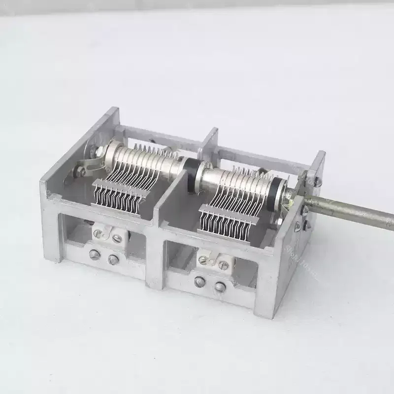 21 225PF Dual Variable Capacitor Aluminum Air Spaced 2 Section for Antenna DIY
21 225PF Dual Variable Capacitor Aluminum Air Spaced 2 Section for Antenna DIY