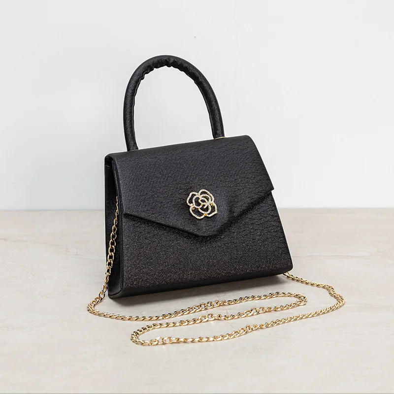 NEW Evening Bags Vintage Square Shoulder Bag for Women Luxury Designer Small Handbags Fashion Simple Party Crossbody Purse Sac
NEW Evening Bags Vintage Square Shoulder Bag for Women Luxury Designer Small Handbags Fashion Simple Party Crossbody Purse Sac