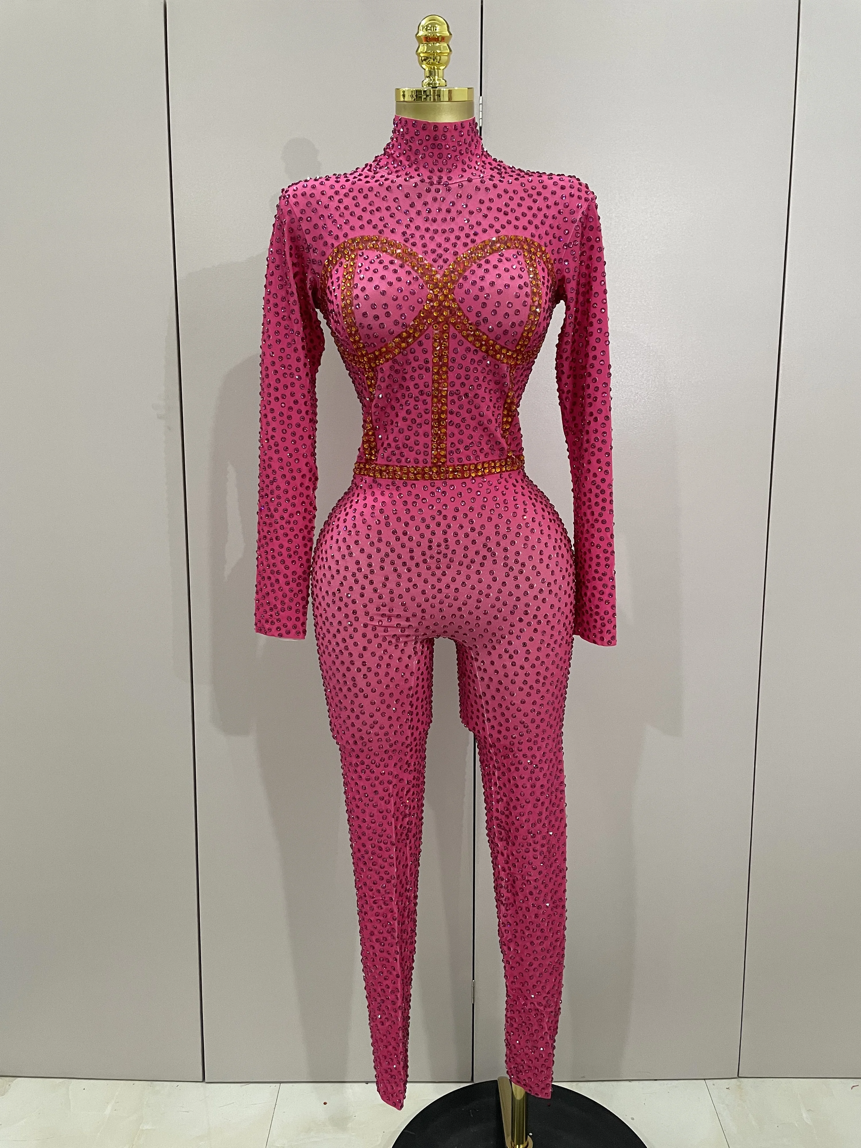 STOCK Shiny Full Diamond Long Sleeve Stretch Jumpsuit 2025 New Women Evening Luxury Birthday Party Sexy Nightclub Stage Costume
STOCK Shiny Full Diamond Long Sleeve Stretch Jumpsuit 2025 New Women Evening Luxury Birthday Party Sexy Nightclub Stage Costume