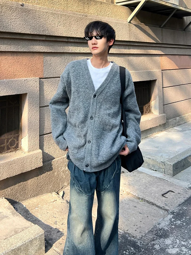 ay V-Ne Knitted Sweater Coat Men's Trendy Brand High-End Feeling Open Cardigan Sweater Autumn Korean Sle Casual Wear
ay V-Ne Knitted Sweater Coat Men's Trendy Brand High-End Feeling Open Cardigan Sweater Autumn Korean Sle Casual Wear