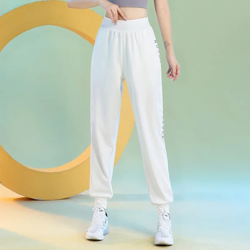Motorcycle Cycling Pants Women Autumn/winter High-waisted Tummy-tightening Leg Slimming Trousers Loose Quick-drying Yoga Pants
Motorcycle Cycling Pants Women Autumn/winter High-waisted Tummy-tightening Leg Slimming Trousers Loose Quick-drying Yoga Pants