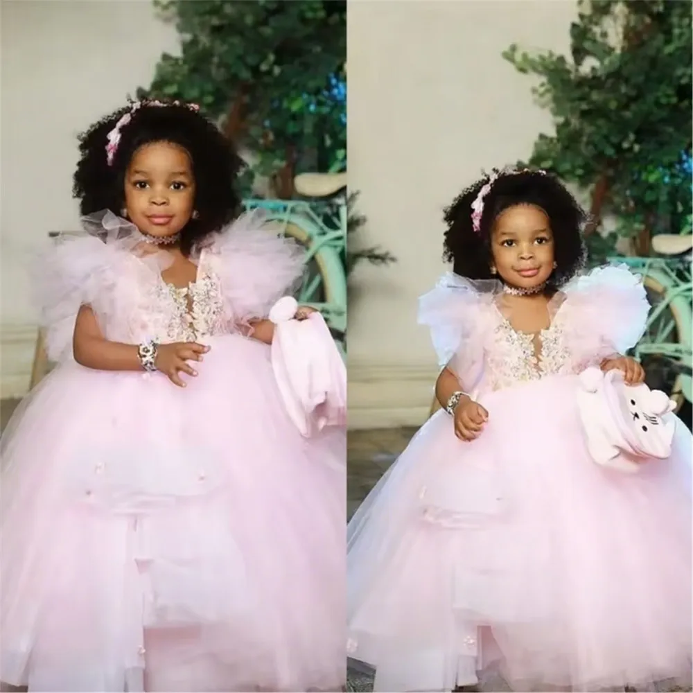 Luxury Fluffy Flower Girl Dress for Wedding Layered Appliques Beaded V-Neck Kids Princess Birthday Party Gown Customized
Luxury Fluffy Flower Girl Dress for Wedding Layered Appliques Beaded V-Neck Kids Princess Birthday Party Gown Customized