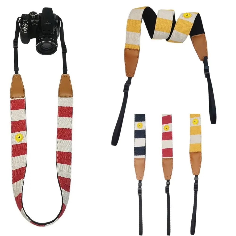 Striped Cotton Camera Shoulder Strap Bohemian Style Adjustable Neck Strap Lanyard for Canon G7x Nikon Fujifilm Sony Zv-1
Striped Cotton Camera Shoulder Strap Bohemian Style Adjustable Neck Strap Lanyard for Canon G7x Nikon Fujifilm Sony Zv-1