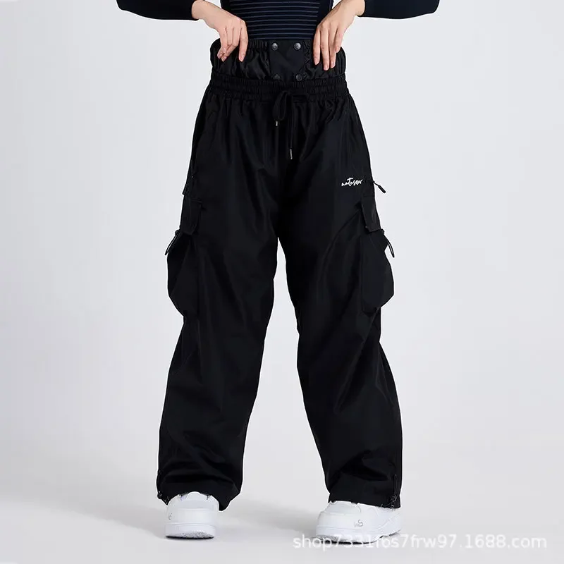 2025 New Ski Pants Men's Windproof Double Board Warm Breathable Women's Winter Outdoor Leisure Sports Loose Zipper Ski Pants
2025 New Ski Pants Men's Windproof Double Board Warm Breathable Women's Winter Outdoor Leisure Sports Loose Zipper Ski Pants