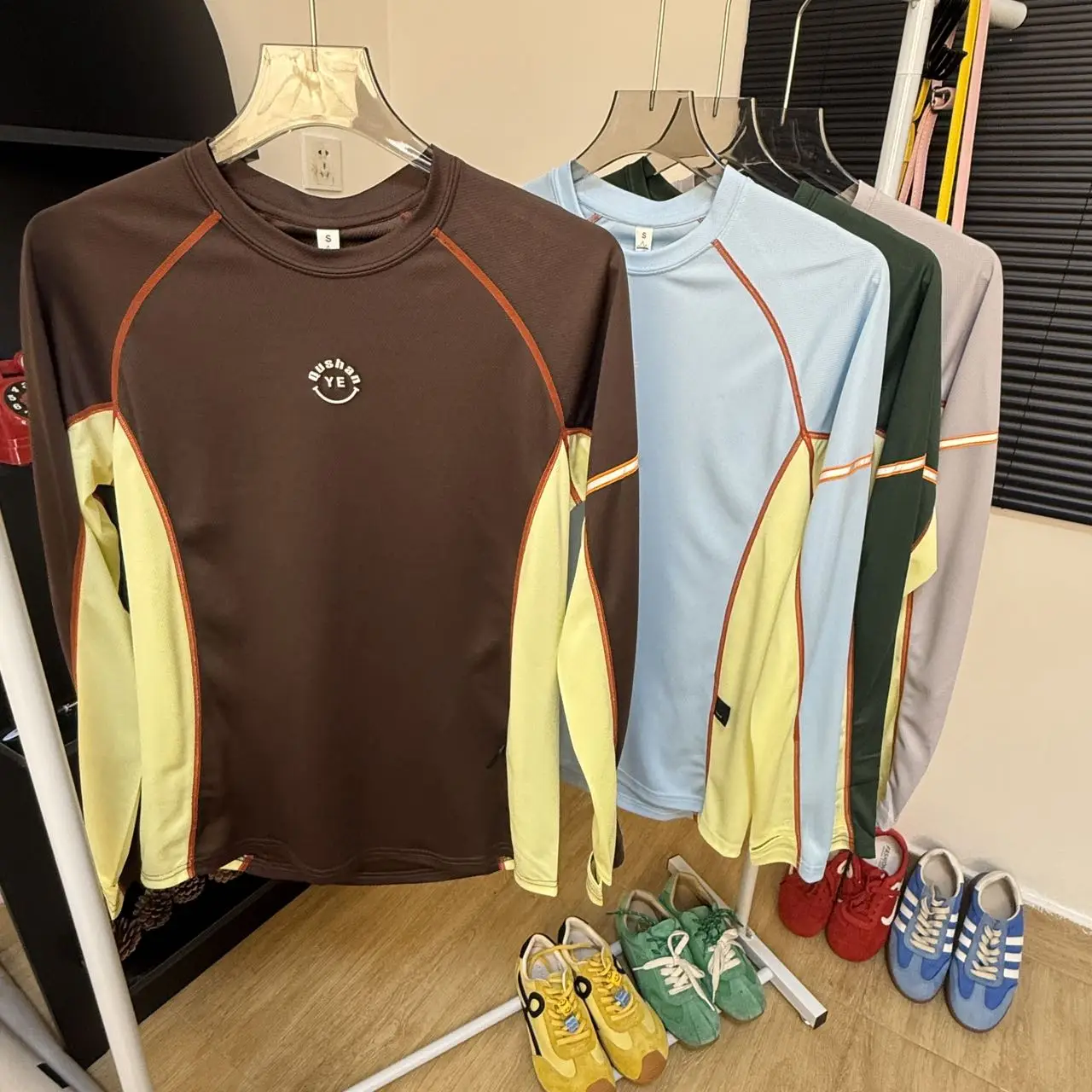 Outdoor Sports Long Sve T-irt Men Women Base irt Qui Dry Breathable Loose Fit Cycling Scene Couples round Ne
Outdoor Sports Long Sve T-irt Men Women Base irt Qui Dry Breathable Loose Fit Cycling Scene Couples round Ne