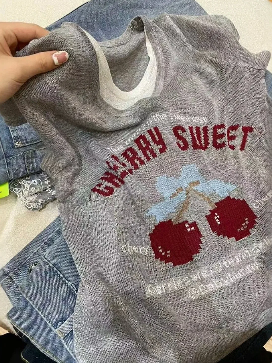 Retro Print Fake Two-Piece Short Sleeve Top Women's Summer Artistic Style Fashionable Youthful Trendy Casual Loose Fit T-Shirt
Retro Print Fake Two-Piece Short Sleeve Top Women's Summer Artistic Style Fashionable Youthful Trendy Casual Loose Fit T-Shirt