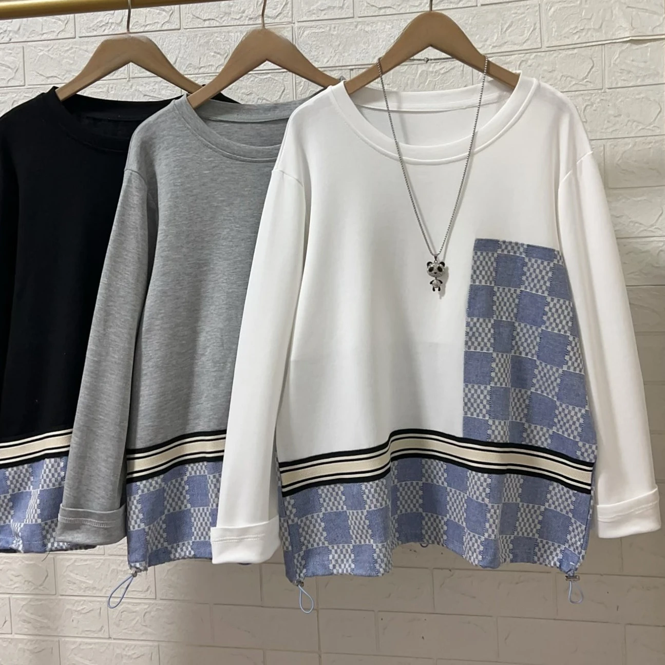 Casual Women Plaid Patchwork tops Long Sleeve T-shirt Autumn Loose pullovers
Casual Women Plaid Patchwork tops Long Sleeve T-shirt Autumn Loose pullovers