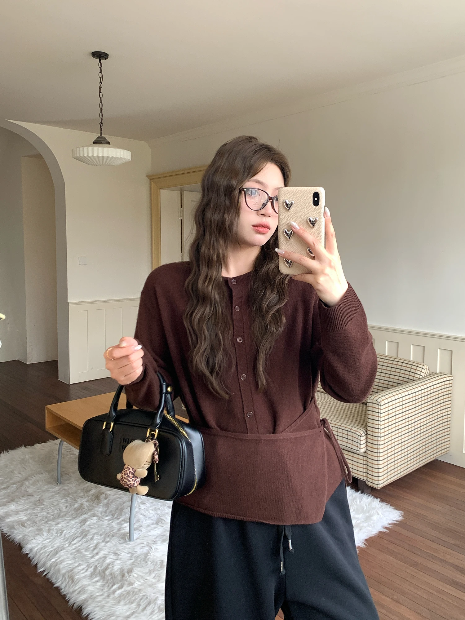 NAZ Large Size Winter Woolen Gown Sle Belted Open Cardigan Trendy Retro Knitted Sweater for plus Size Women Simple Loose Fit
NAZ Large Size Winter Woolen Gown Sle Belted Open Cardigan Trendy Retro Knitted Sweater for plus Size Women Simple Loose Fit