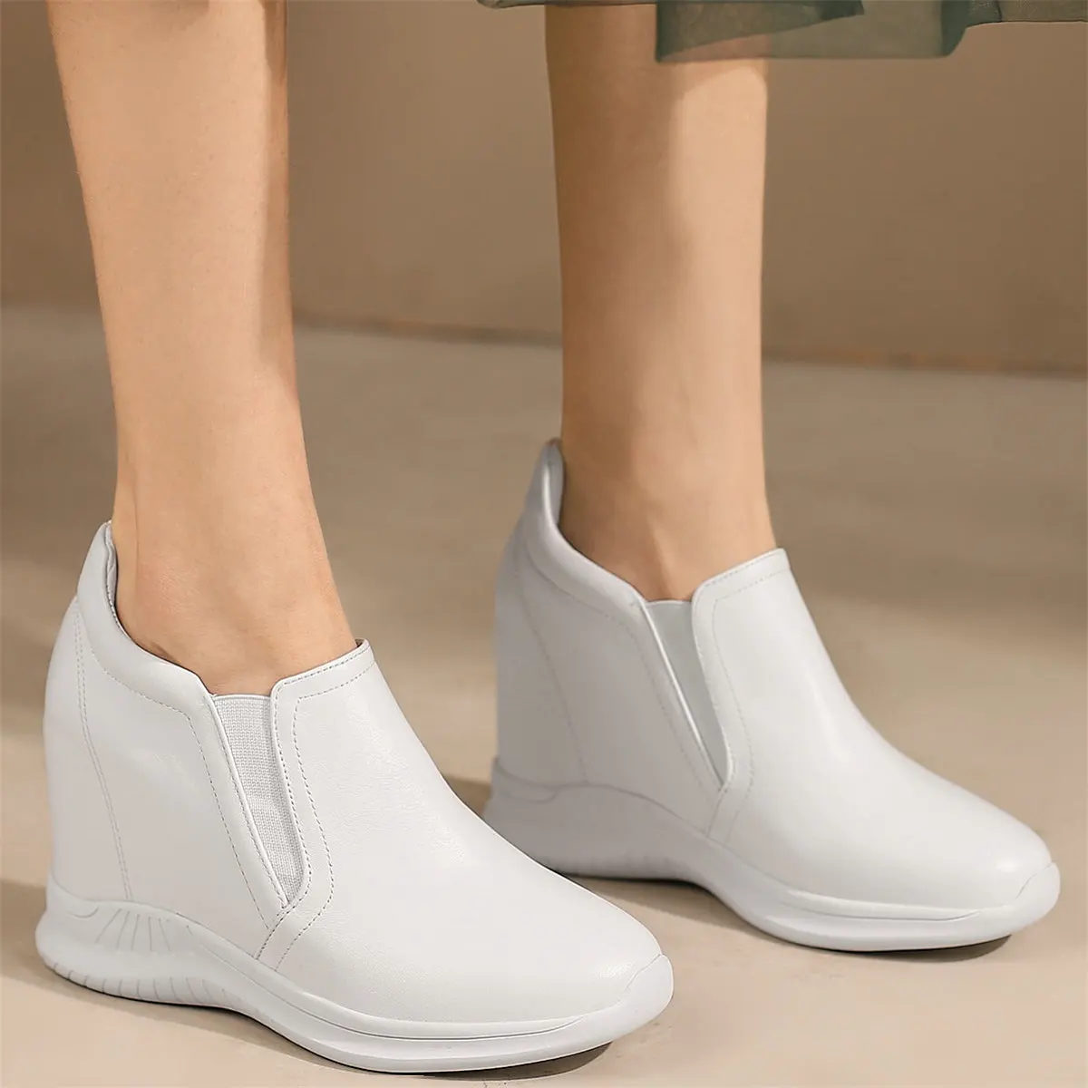 Platform Pumps Shoes Women Slip On Genuine Leather Wedges High Heel Ankle Boots Female Round Toe Fashion Sneakers Casual Shoes
Platform Pumps Shoes Women Slip On Genuine Leather Wedges High Heel Ankle Boots Female Round Toe Fashion Sneakers Casual Shoes