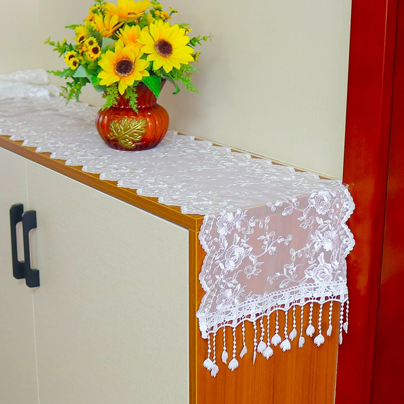 NEW lace Rose flower Embroidery Table flag Runner cloth cover tea tablecloth Christmas Wedding Table decoration and accessories
NEW lace Rose flower Embroidery Table flag Runner cloth cover tea tablecloth Christmas Wedding Table decoration and accessories