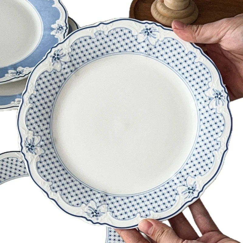 LTT European Blue Ceramic Plate Antique Household Dessert Cake Western Plate
LTT European Blue Ceramic Plate Antique Household Dessert Cake Western Plate