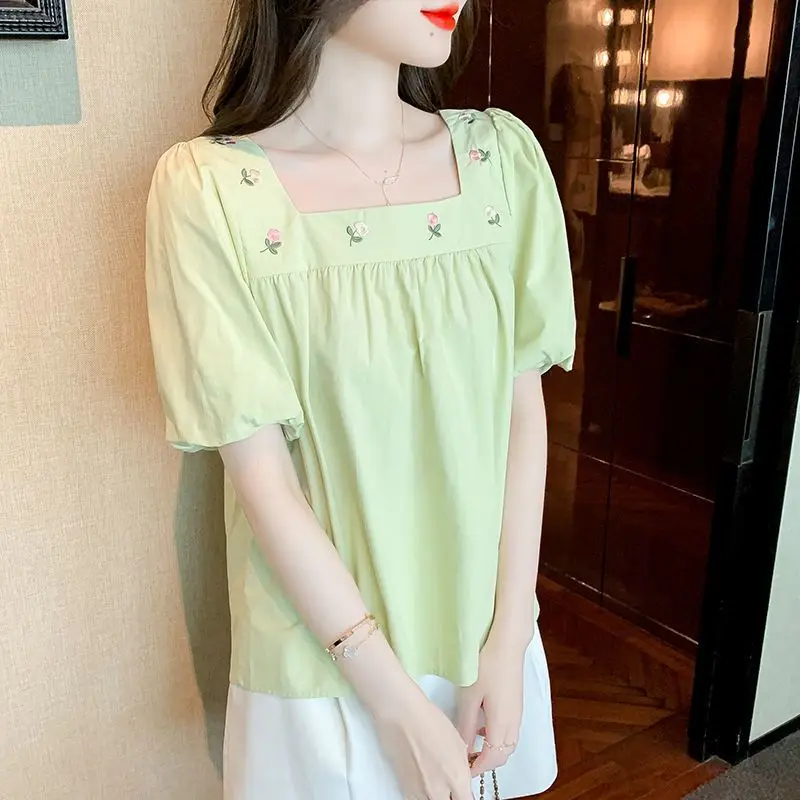 2026 Summer New Arrival Women's French Sweet Youthful Embroidered Square Neck Puff Short Sleeve Loose Fit Babydoll Shirt
2026 Summer New Arrival Women's French Sweet Youthful Embroidered Square Neck Puff Short Sleeve Loose Fit Babydoll Shirt