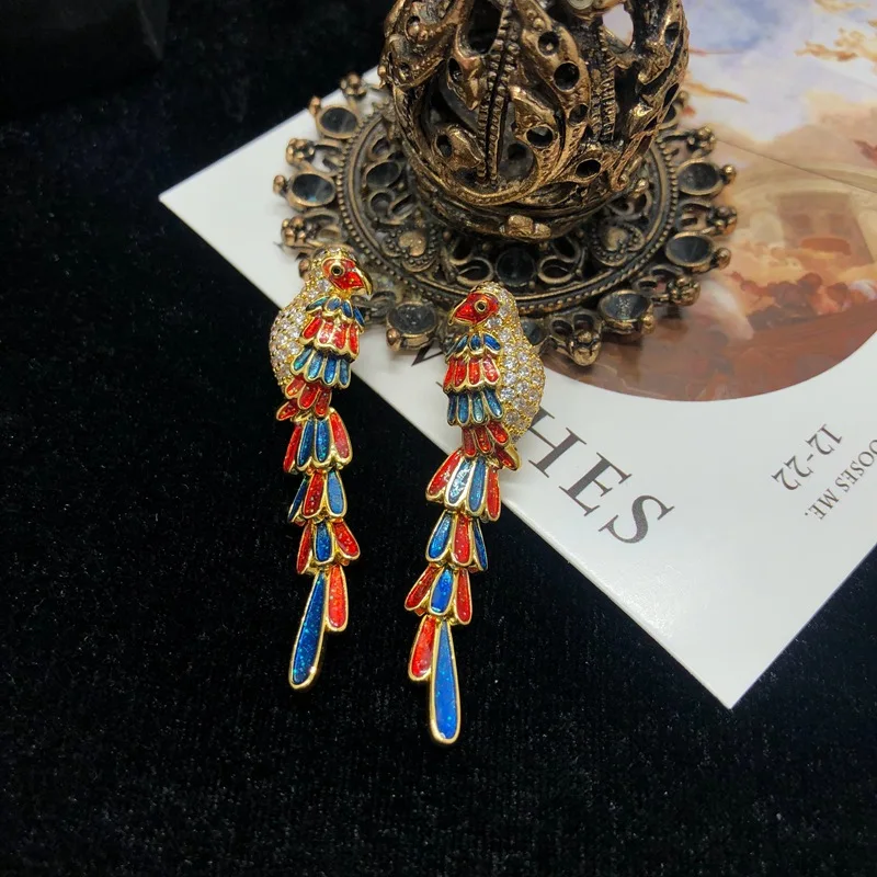 Vintage Copper Plated Colorful Enamel Glazed Parrot Long Sweeping Shoulder Earrings
Vintage Copper Plated Colorful Enamel Glazed Parrot Long Sweeping Shoulder Earrings