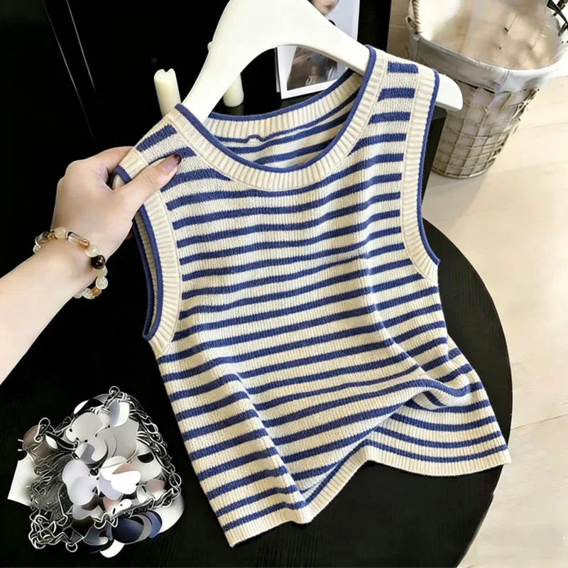 Women Clothing Sleeveless Knitted Sweater Women Pullovers New Summer O-Neck Striped Knit Sweater Pullover Women Tops 2026 Q4478
Women Clothing Sleeveless Knitted Sweater Women Pullovers New Summer O-Neck Striped Knit Sweater Pullover Women Tops 2026 Q4478