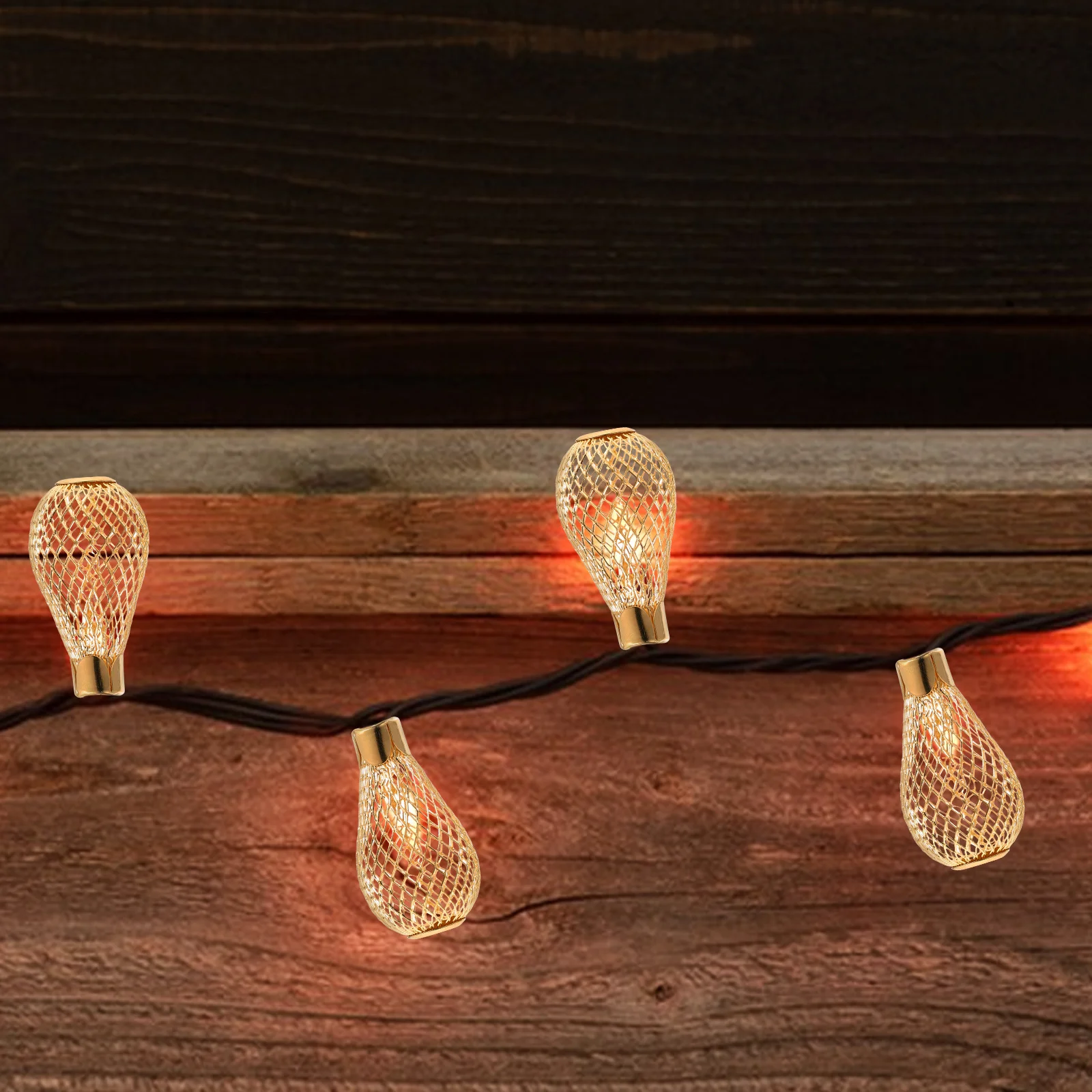 20Pcs Christmas Light Fixtures Decoration Metal Hollow Out Lamp Shades DIY String Light Covers for Festive Room Ambiance
20Pcs Christmas Light Fixtures Decoration Metal Hollow Out Lamp Shades DIY String Light Covers for Festive Room Ambiance