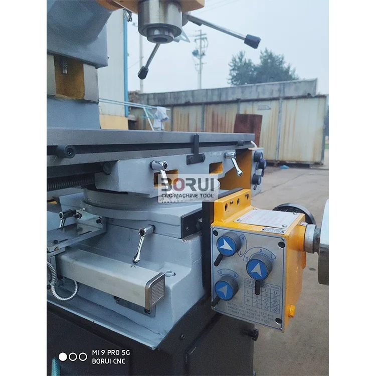 BoRui CNC Direct Sales ZX50C Small Drilling and Milling Machine ZX50C Manual Universal Milling Machine with 3 Axis DRO
BoRui CNC Direct Sales ZX50C Small Drilling and Milling Machine ZX50C Manual Universal Milling Machine with 3 Axis DRO