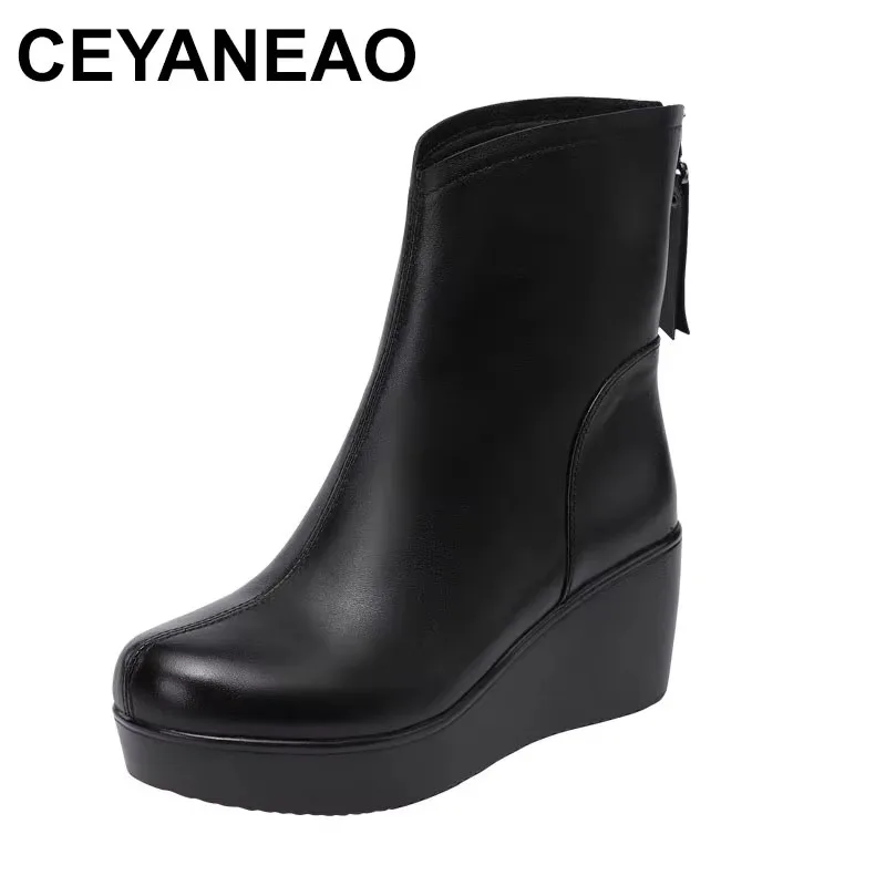 2025 Fashion Female Wedge High Heels Ankle Boots Women's Autumn Winter New Thick Platform Large Size Shoes Black Mother Boots
2025 Fashion Female Wedge High Heels Ankle Boots Women's Autumn Winter New Thick Platform Large Size Shoes Black Mother Boots