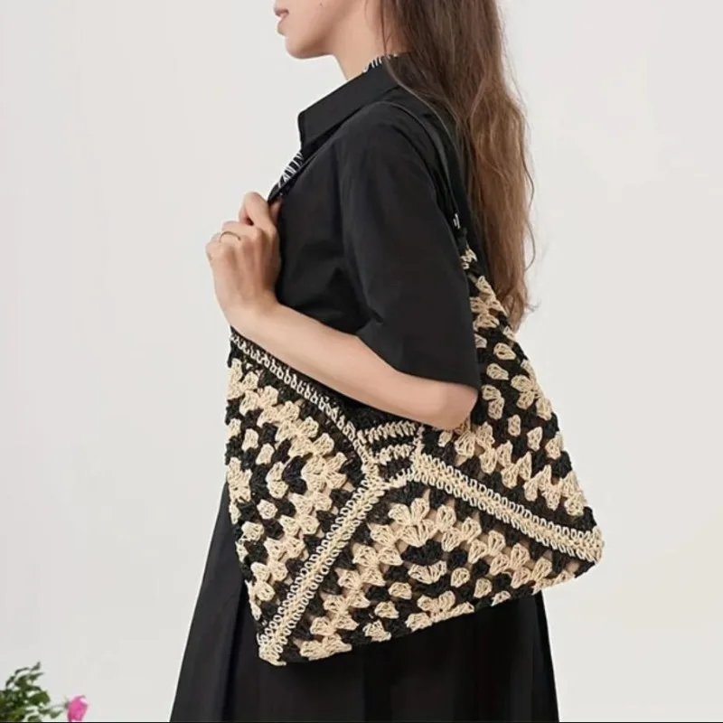 Summer Fashion Paper Rope Women's Woven Beach Bags Eco Hollowed Out Triangle Contrasting Color Shoulder Bags Casual Beach Bag
Summer Fashion Paper Rope Women's Woven Beach Bags Eco Hollowed Out Triangle Contrasting Color Shoulder Bags Casual Beach Bag
