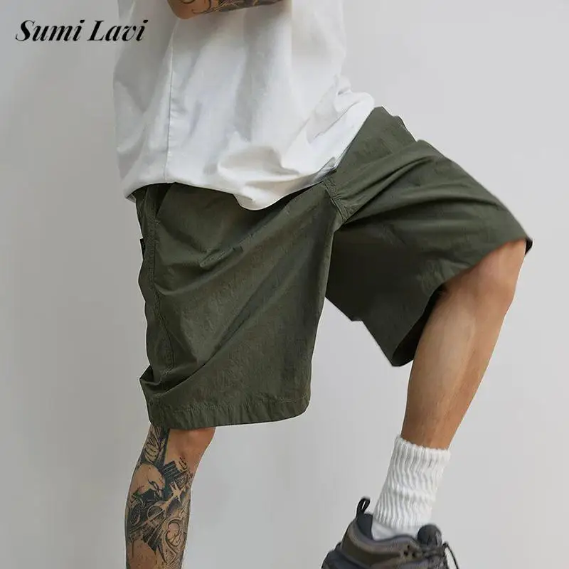 Fashion Loose Straight Shorts Mens Summer Outdoor Casual Breathable Quick-dry Shorts Streetwear Men Vintage Solid Color Shorts
Fashion Loose Straight Shorts Mens Summer Outdoor Casual Breathable Quick-dry Shorts Streetwear Men Vintage Solid Color Shorts