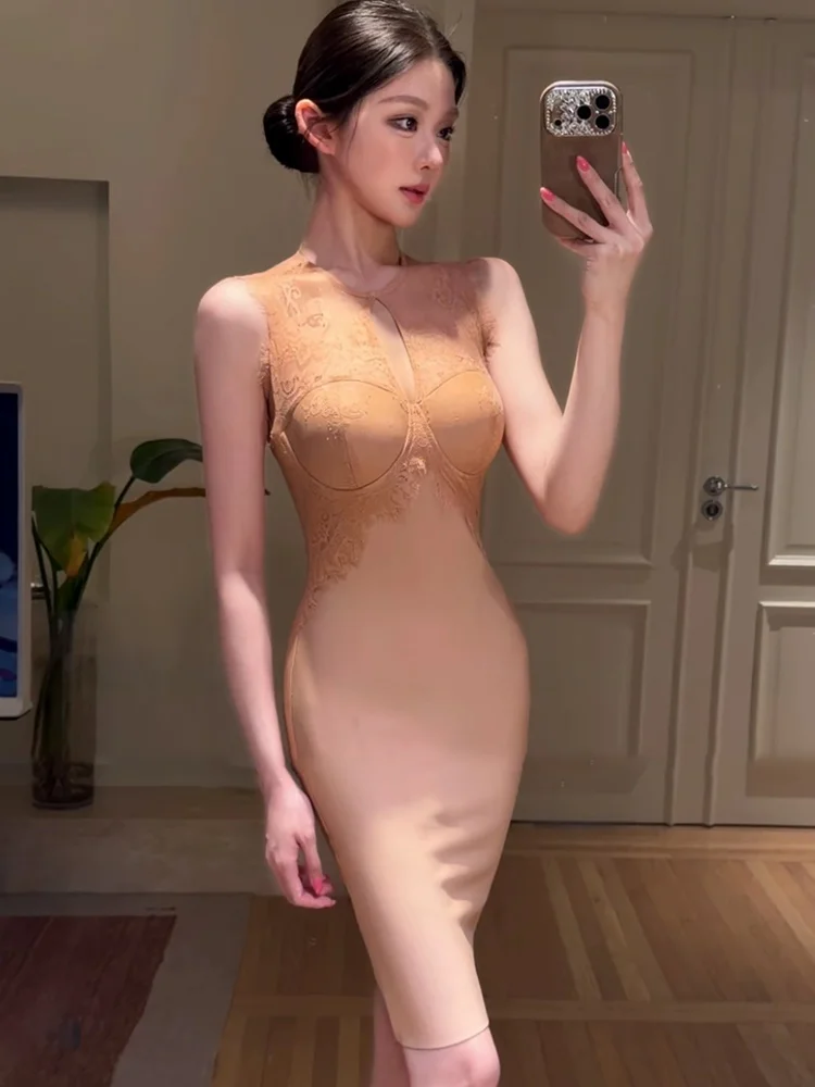 Stazf7 Umei Pure Desire Lace Splice Bodycon Skirt Women Summer Elegant Lady Slim Long Skirt French Style High Waist No Sleeve
Stazf7 Umei Pure Desire Lace Splice Bodycon Skirt Women Summer Elegant Lady Slim Long Skirt French Style High Waist No Sleeve