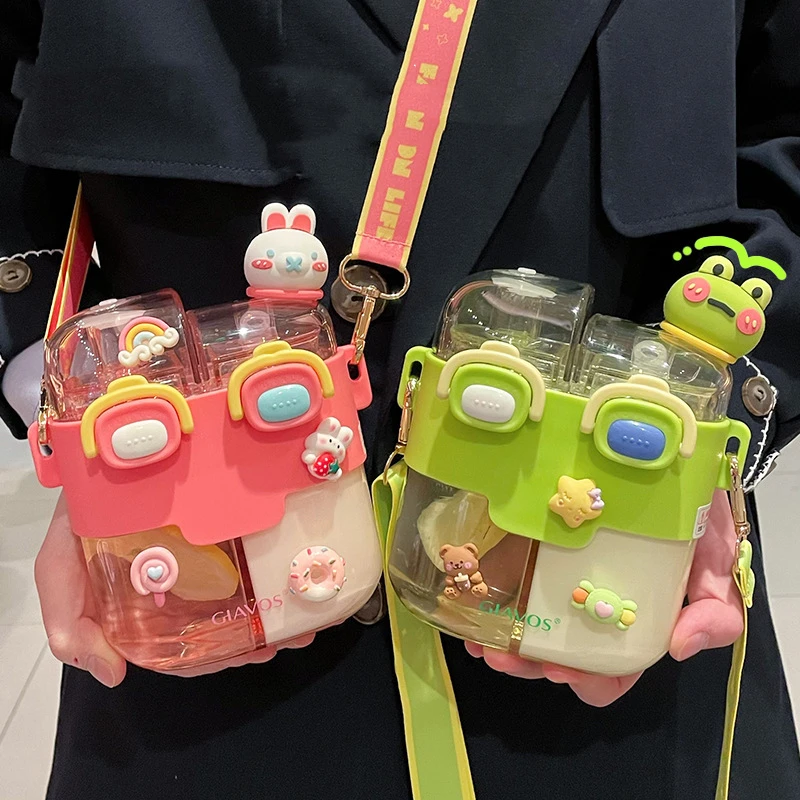 Large Capacity Plastic Straw Cup for Children High Aesthetic Shoulder Strap Double Compartment Water Bottle Cartoon Portable Cup
Large Capacity Plastic Straw Cup for Children High Aesthetic Shoulder Strap Double Compartment Water Bottle Cartoon Portable Cup