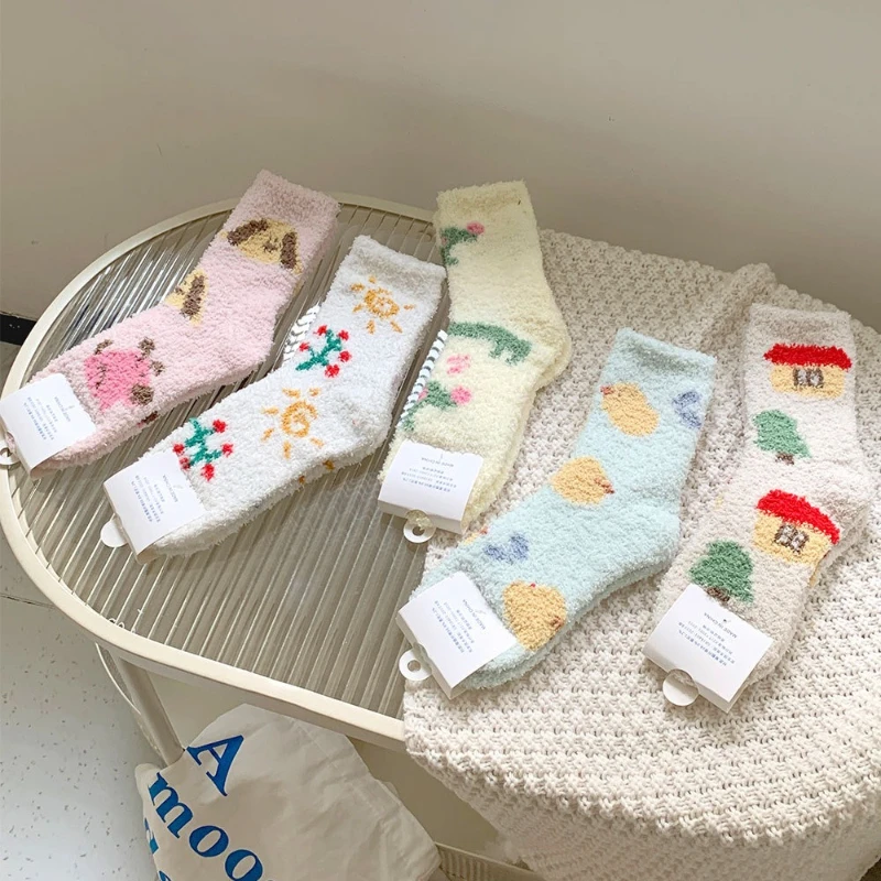 4 пары носков средней длины из кораллового флиса, утолщенные и теплые прямые носки-трубочки, милые удобные домашние носки для сна с героями мультфильмов
4 пары носков средней длины из кораллового флиса, утолщенные и теплые прямые носки-трубочки, милые удобные домашние носки для сна с героями мультфильмов