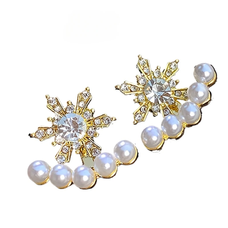 1 pair of gold studded rhinestones and imitation pearl earrings, fashionable and luxurious high-end earrings, party and birthda
1 pair of gold studded rhinestones and imitation pearl earrings, fashionable and luxurious high-end earrings, party and birthda