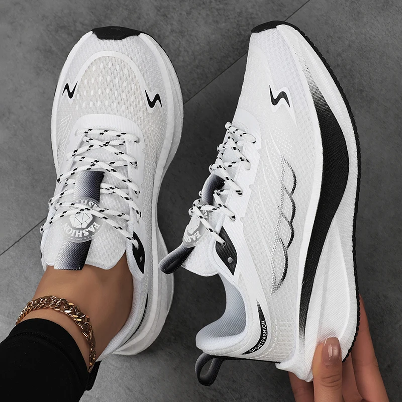 A pair of lace-up mesh sneakers breathable quick-dry non slip easy-clean for daily wear and light sports GZ-26028
A pair of lace-up mesh sneakers breathable quick-dry non slip easy-clean for daily wear and light sports GZ-26028