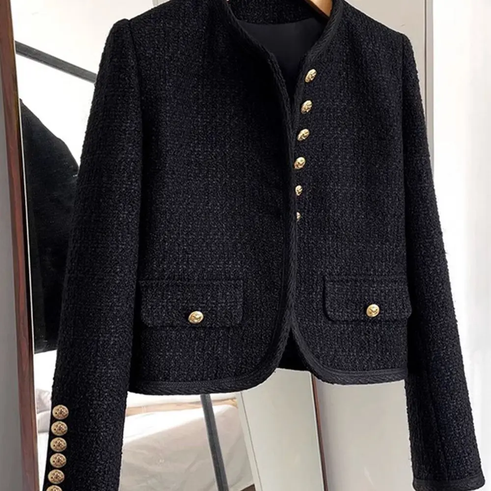 High-End Women's Black Gold Tweed Coat Style Retro Short French Jacket for Autumn
High-End Women's Black Gold Tweed Coat Style Retro Short French Jacket for Autumn