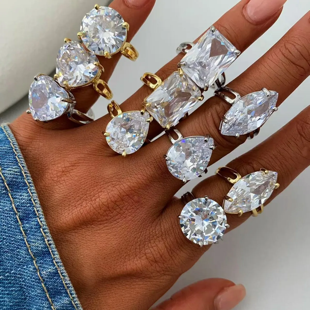 3pcs Zircon Rings With Ajustable Water droplets For Women 18K Gold Plated Stainless Steel Rings Fashion Jewelry Girls Gift
3pcs Zircon Rings With Ajustable Water droplets For Women 18K Gold Plated Stainless Steel Rings Fashion Jewelry Girls Gift