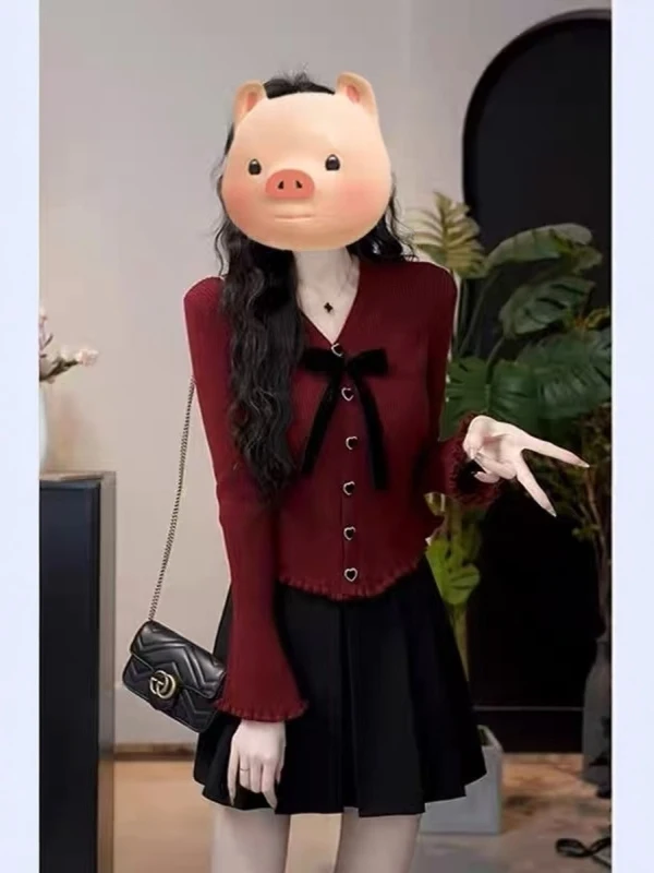 Деревянный вязаный свитер с красным узлом, женский облегающий топ для внутренней одежды, топ для Cisas, осенне-зимний сезон
Деревянный вязаный свитер с красным узлом, женский облегающий топ для внутренней одежды, топ для Cisas, осенне-зимний сезон