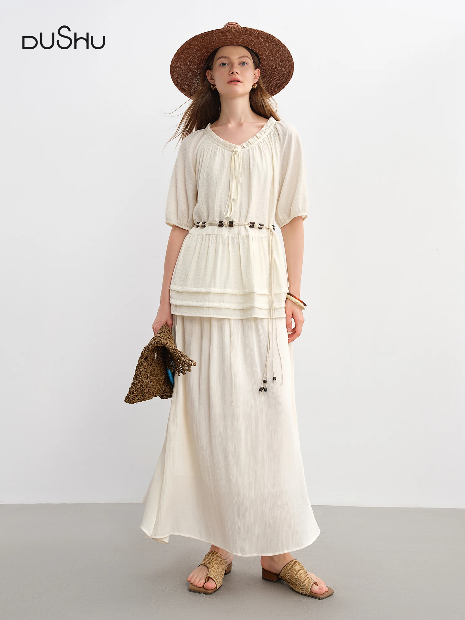 DUSHU Boho Style Waist Chain Wood Ear Edge Tops for Women 2025 Summer New Holiday Style Fresh Shirt 25DS82866
DUSHU Boho Style Waist Chain Wood Ear Edge Tops for Women 2025 Summer New Holiday Style Fresh Shirt 25DS82866