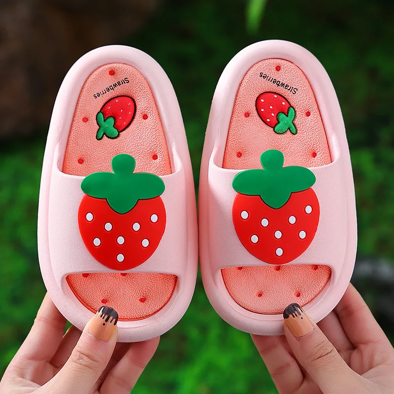 Cute Summer Kids Slippers Fruit Children Baby Home Slippers Waterproof Breathable Non-slip Boys Girls Animal Beach Shoe
Cute Summer Kids Slippers Fruit Children Baby Home Slippers Waterproof Breathable Non-slip Boys Girls Animal Beach Shoe