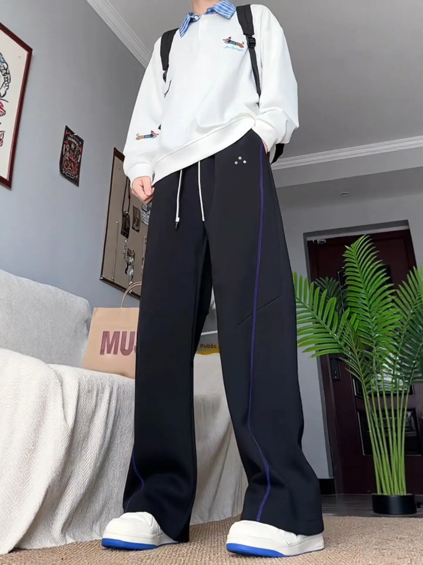 Мужские прямые спортивные брюки American Sle Hsu Line, повседневные брюки Bla для подростков и молодежи, осенняя мода
Мужские прямые спортивные брюки American Sle Hsu Line, повседневные брюки Bla для подростков и молодежи, осенняя мода