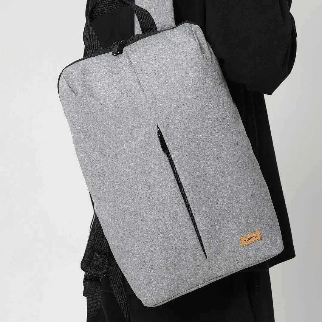 Minimalist Backpack Dual Compartment Storage Lightweight Wear-Resistant Laptop Backpack Waterproof Business Travel Bag Schoolbag
Minimalist Backpack Dual Compartment Storage Lightweight Wear-Resistant Laptop Backpack Waterproof Business Travel Bag Schoolbag
